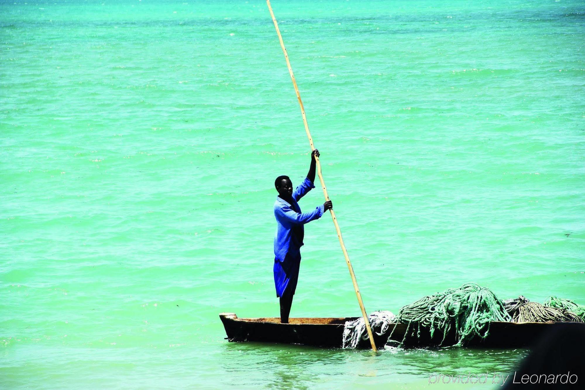 Sea Cliff Hotel Dar es Salaam Bagian luar foto