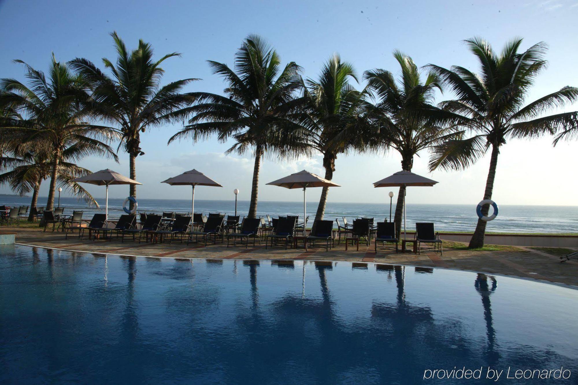 Sea Cliff Hotel Dar es Salaam Bagian luar foto